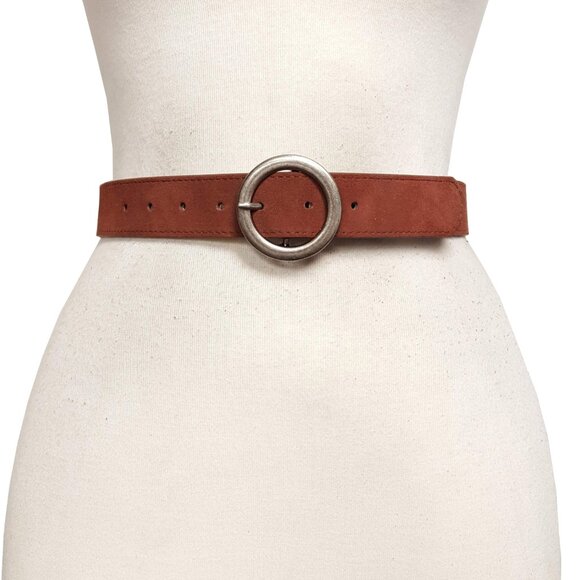 Suede Leather belt w. round silver buckle